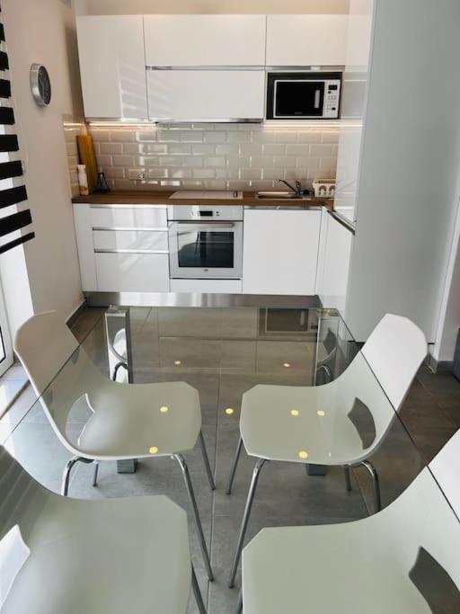 Sliema, Apt7, Stylish 2 Bedroom Apartment With Parking Buitenkant foto